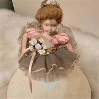 1991 Avon Vintage Child hood Dreams Porcelain