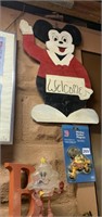 MICKEY RODEO MAGNET AND WOOD 24" WELCOME SIGN