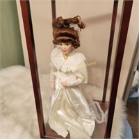 Royalton Collection 1998 Porcelain Bride Doll in