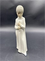 NAO Porcelain Figurine Praying Girl, Spain