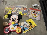 CRIB MICKEY, MINI TOTE, PLACEMAT ETC.