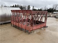 Round Bale Feeder