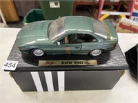 BMW MODEL CAR W/ BOX