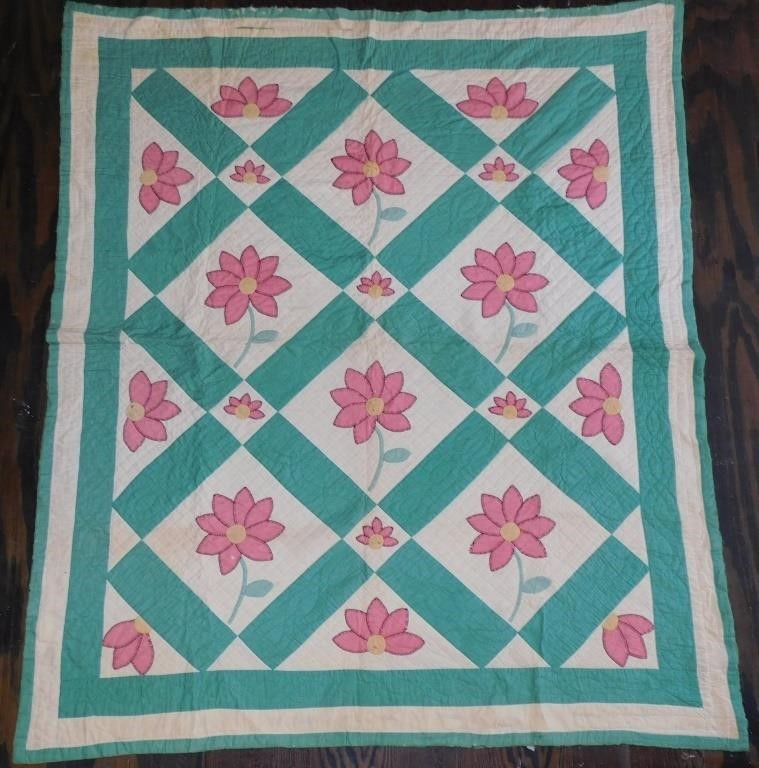Vintage Hand Sewn Quilt with Applique Flowers
