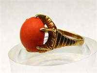 Vtg 14k Gold Coral Cabochon Claw Prongs Ring