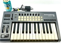 Clavier midi NOVATION LaunchKey 25