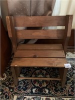 CHILDS CHAIR