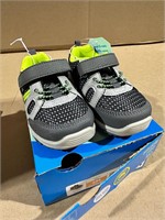 new Stride rite 360 kids 6m shoes