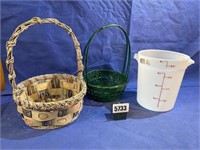 Easter Egg & Green Basket, 4 Qt. Container
