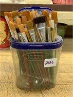 PAINT BRUSHES IN CASE