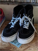Vans Off the Wall Size 13 Shoes