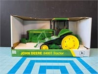 Ertl #5181 John Deere 8400T tractor 1/16 scale