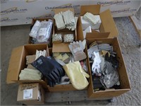 Pallet of New Assorted Work Gloves