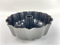 12 Cup Bundt Cake Pan