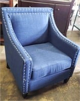 Beautiful Cloth Arm Chair