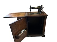 Antique Franklin Sewing Machine w\Cabinet