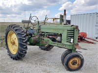 John Deere B Tractor - Stuck Engine