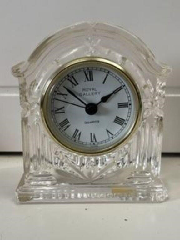 Crystal clock