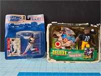 Starting LineUp figure & Passing action football