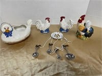 LOT OF MISC CHICKEN DECOR ITEMS