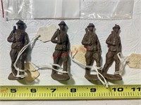 4 Vintage Lead Toy Soldiers (back room)