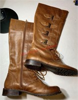 Riding Boots Womens Size 9.5 (back room)