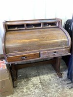 Lot with wooden roll top desk made by Shipahoy,