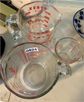 4 Glass Measuring Cups (living room)