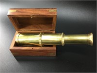 Brass telescoping spyglass in a Mahogony and brass