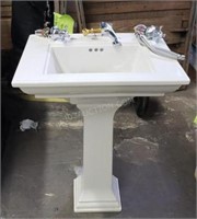 Kohler Pedestal Sink w/Tap, Faucet & Drain