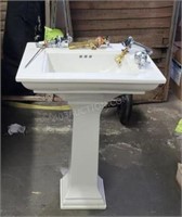 Kohler Pedestal Sink w/Tap, Faucet & Drain