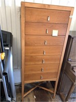 Lot with very nice tallboy wooden dresser  with 7