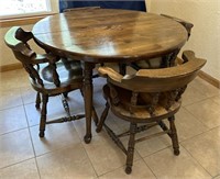 Vintage round table w/ 4 chairs & 2 leafs - 44"