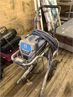 Graco Magnum Pro LTS 17 Airless paint sprayer incl