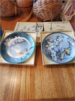 2 Chinese Bird Themed Decorative Plates
