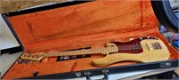 FENDER 4 STRING BASS GUITAR WITH CASE