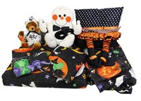 VINTAGE HALLOWEEN BEDDING AND MORE