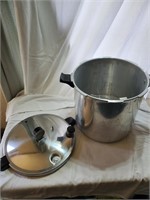 Large Pressure Cooker Pot