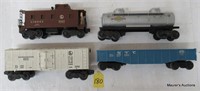 4 Lionel Freight Cars: 6457, 6462, 6465, 6472