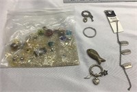 F11) ASSORTED BEADS, A FEW ACCESSORIES