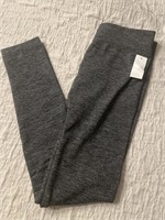 F7) Gray leggings m/L -like new