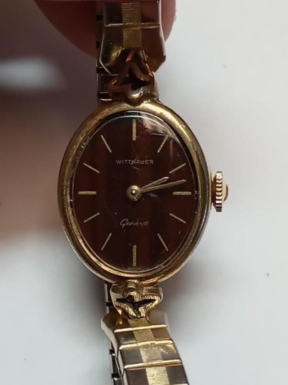 OF) Vintage Wittnauer geneve ladies wrist watch,