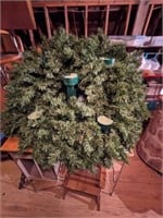 Holiday Wreath w/ Table Stand & Flower Holders