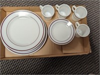 Vtg Pyrex 4 Piece Place Setting