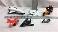 F8) LOT OF KIDS PLAY TOYS-AIRPLANES & BIKES