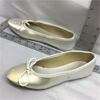 F14)  WOMENS DRESS SHOES, OLDER,  SIZE 6