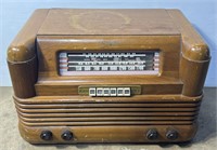 (P) Philco  Table Top Radio model 42-350  18.5 x