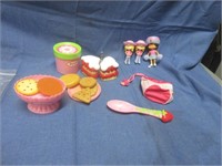 Strawberry Shortcake toys