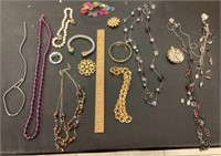 Costume jewelry lot