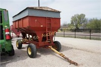 GRAVITY WAGON W/ HYD AUGER